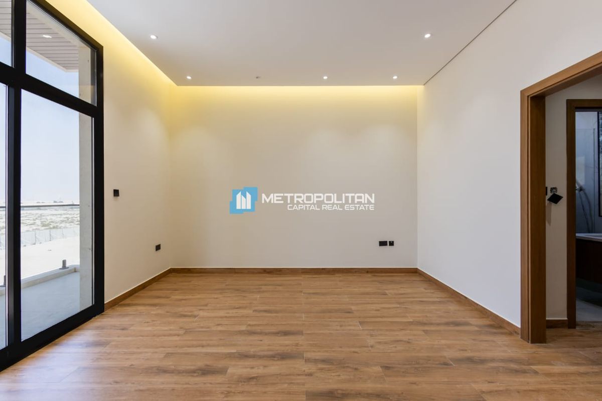 Single Row|Corner Villa|6BR+Maid|Driver+Study Room