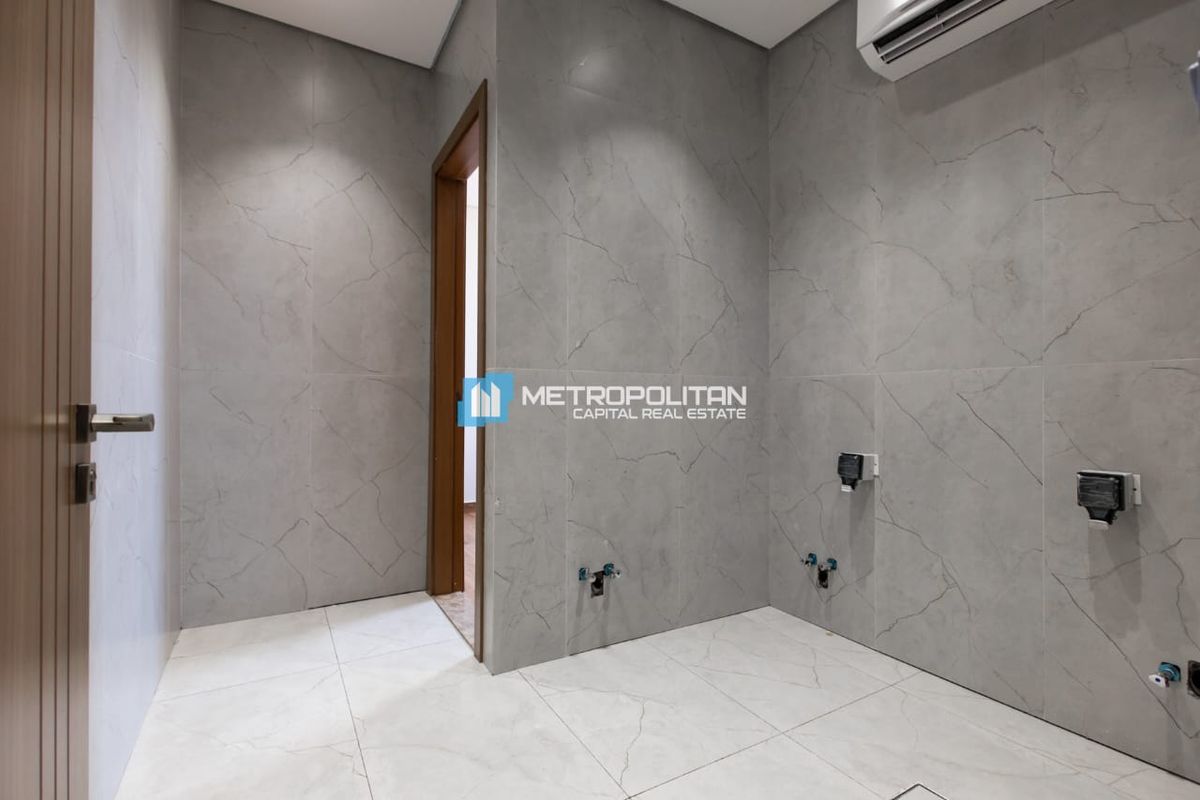 Single Row|Corner Villa|6BR+Maid|Driver+Study Room