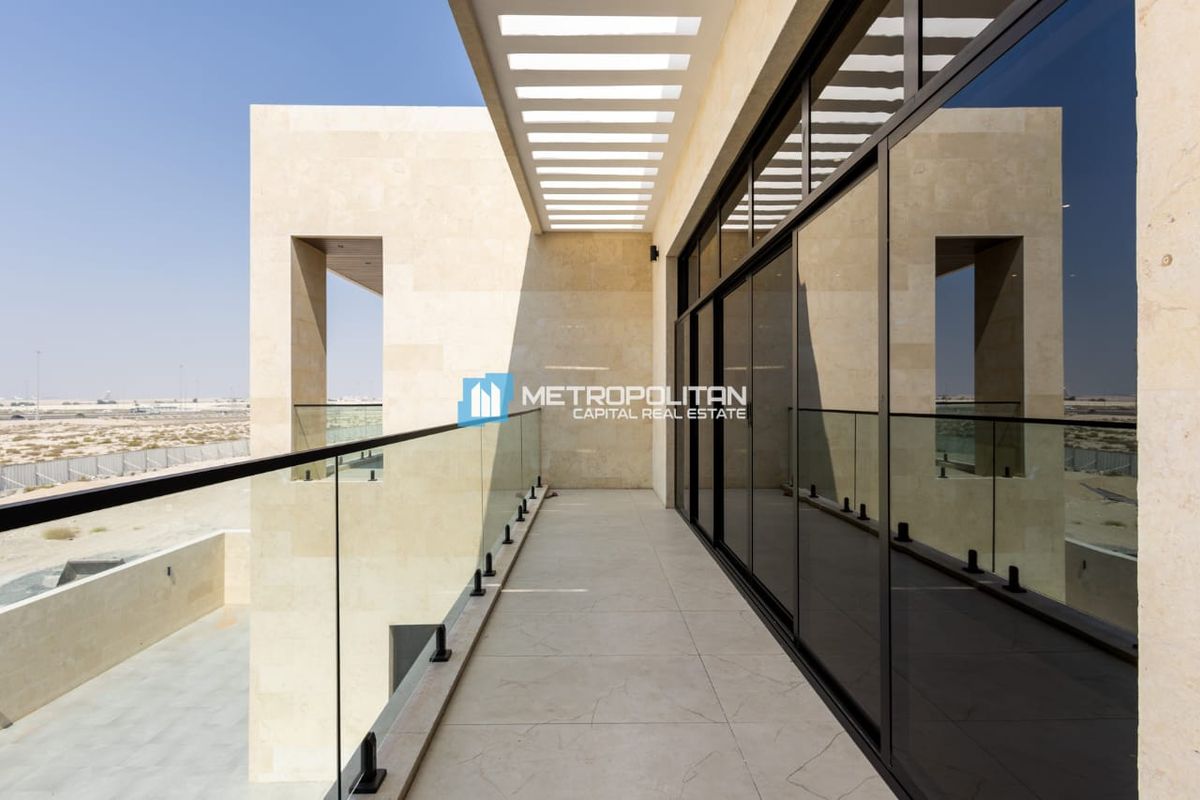 6BR Villa for Sale in Al Reeman 2, Al Shamkha - MCS-13069
