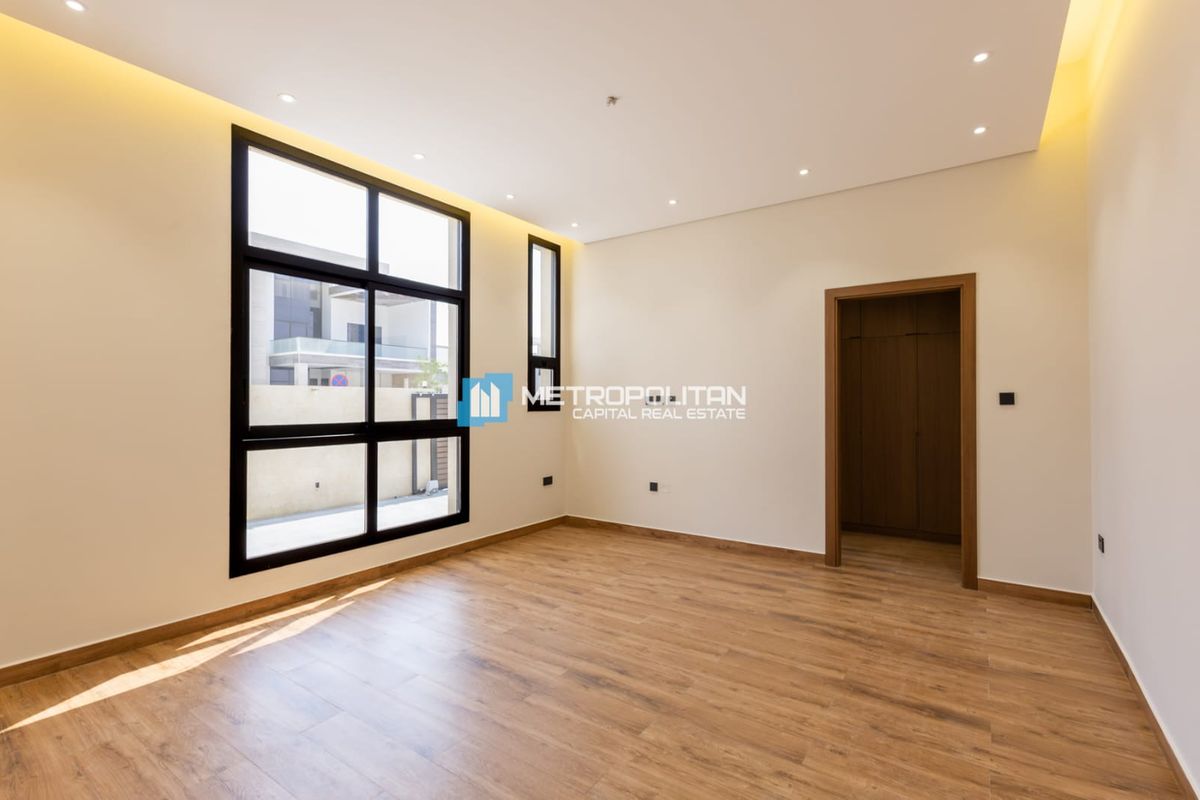 Single Row|Corner Villa|6BR+Maid|Driver+Study Room