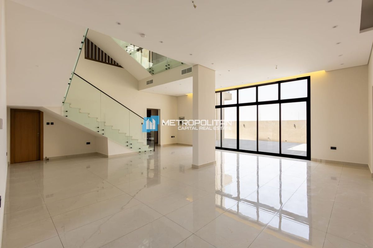 6BR Villa for Sale in Al Reeman 2, Al Shamkha - MCS-13069