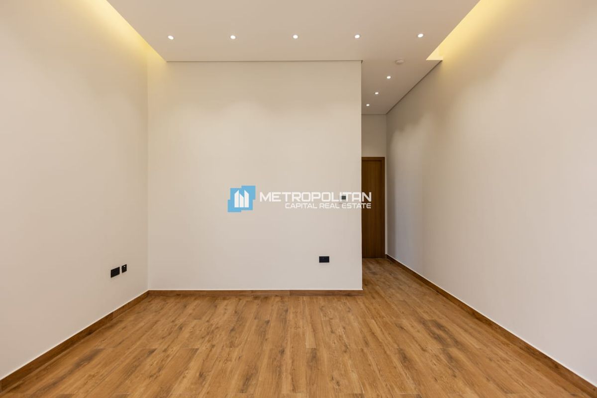 Single Row|Corner Villa|6BR+Maid|Driver+Study Room