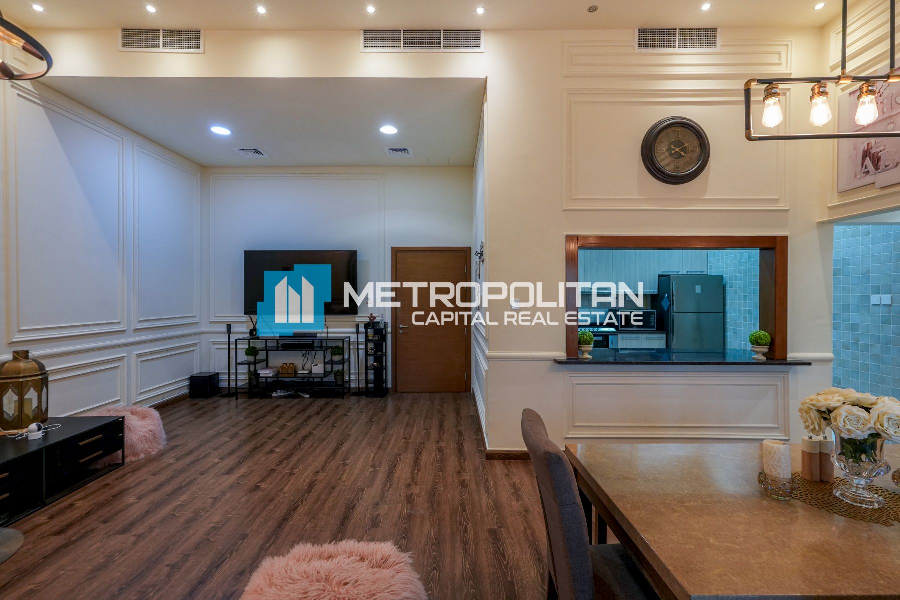 Furnished|Corner 2 Bedrooms|With Balcony|Upgraded