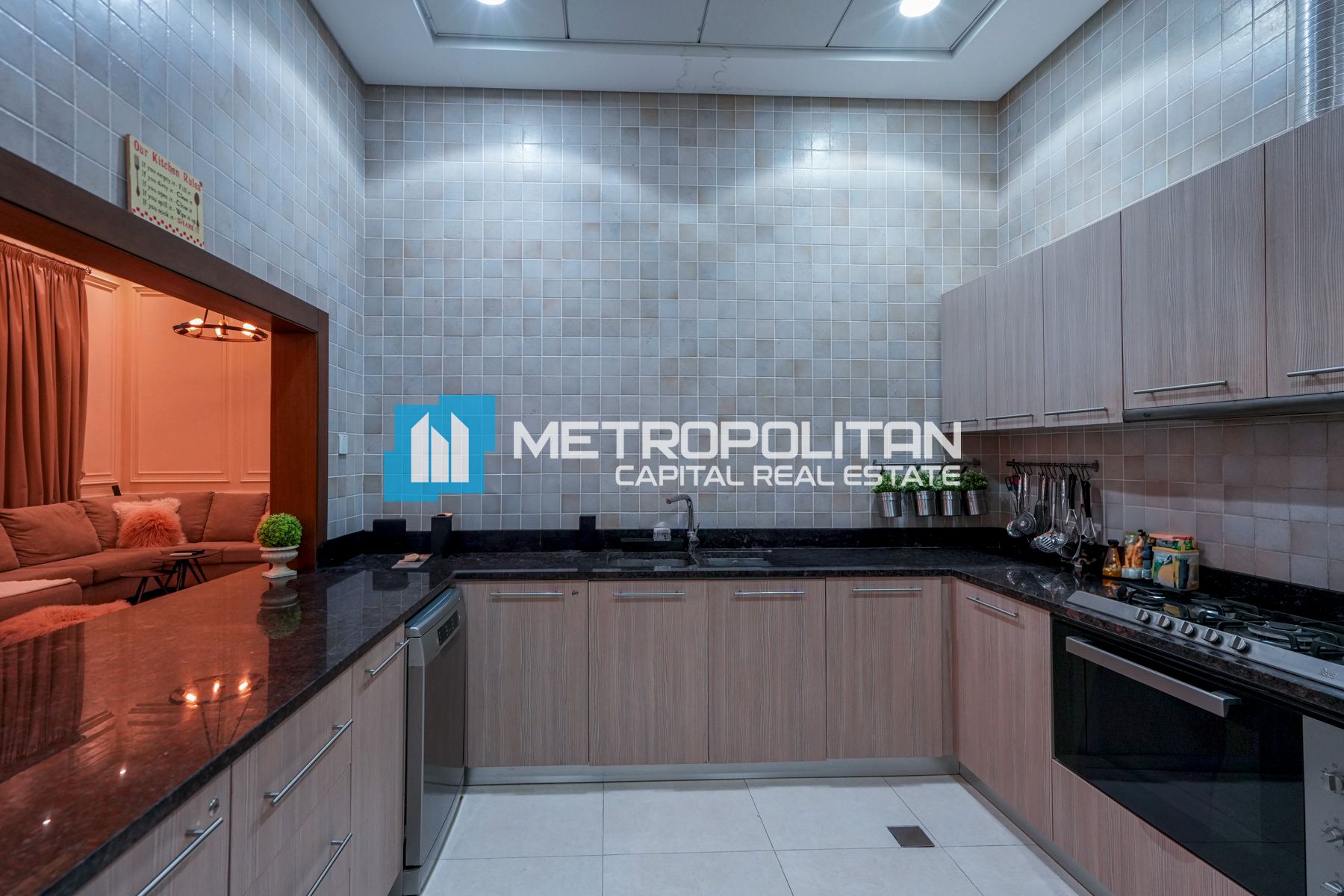 Furnished|Corner 2 Bedrooms|With Balcony|Upgraded