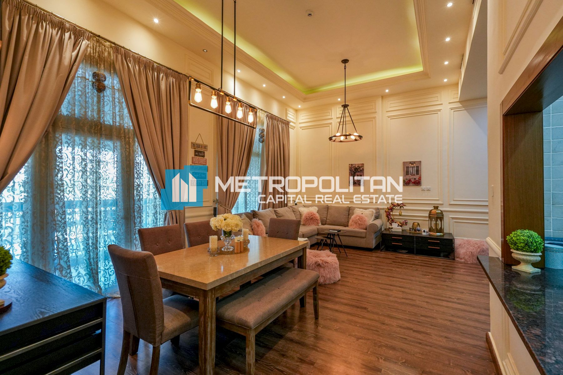 Furnished|Corner 2 Bedrooms|With Balcony|Upgraded