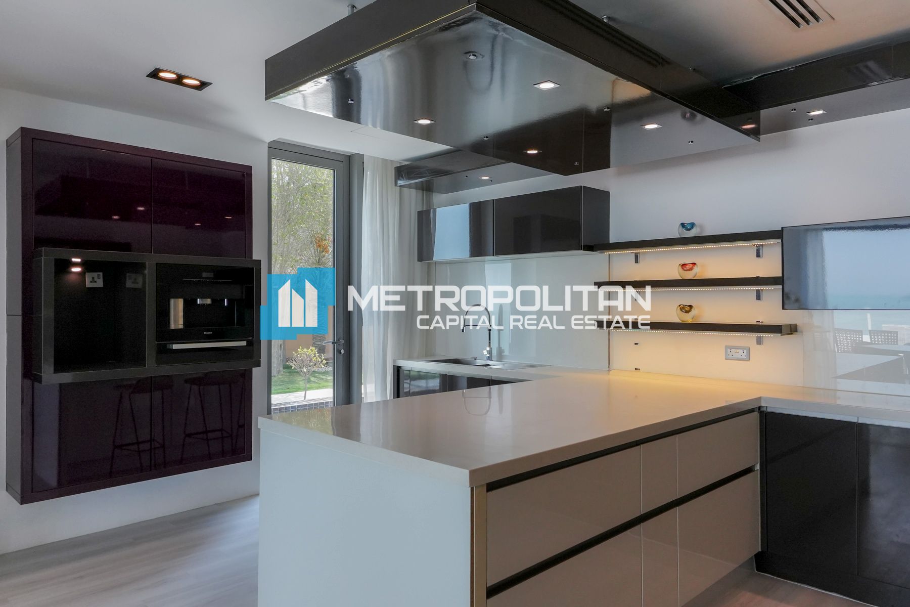 Water Front 4BR+M | Luxury Living | Private Pool