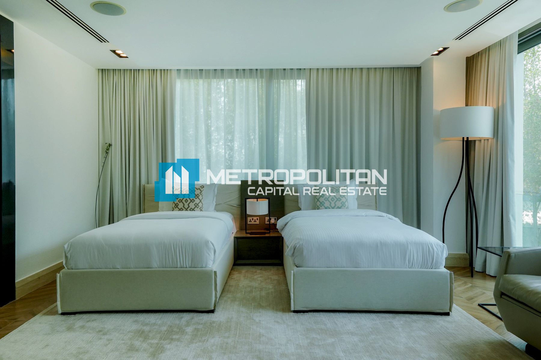 Water Front 4BR+M | Luxury Living | Private Pool