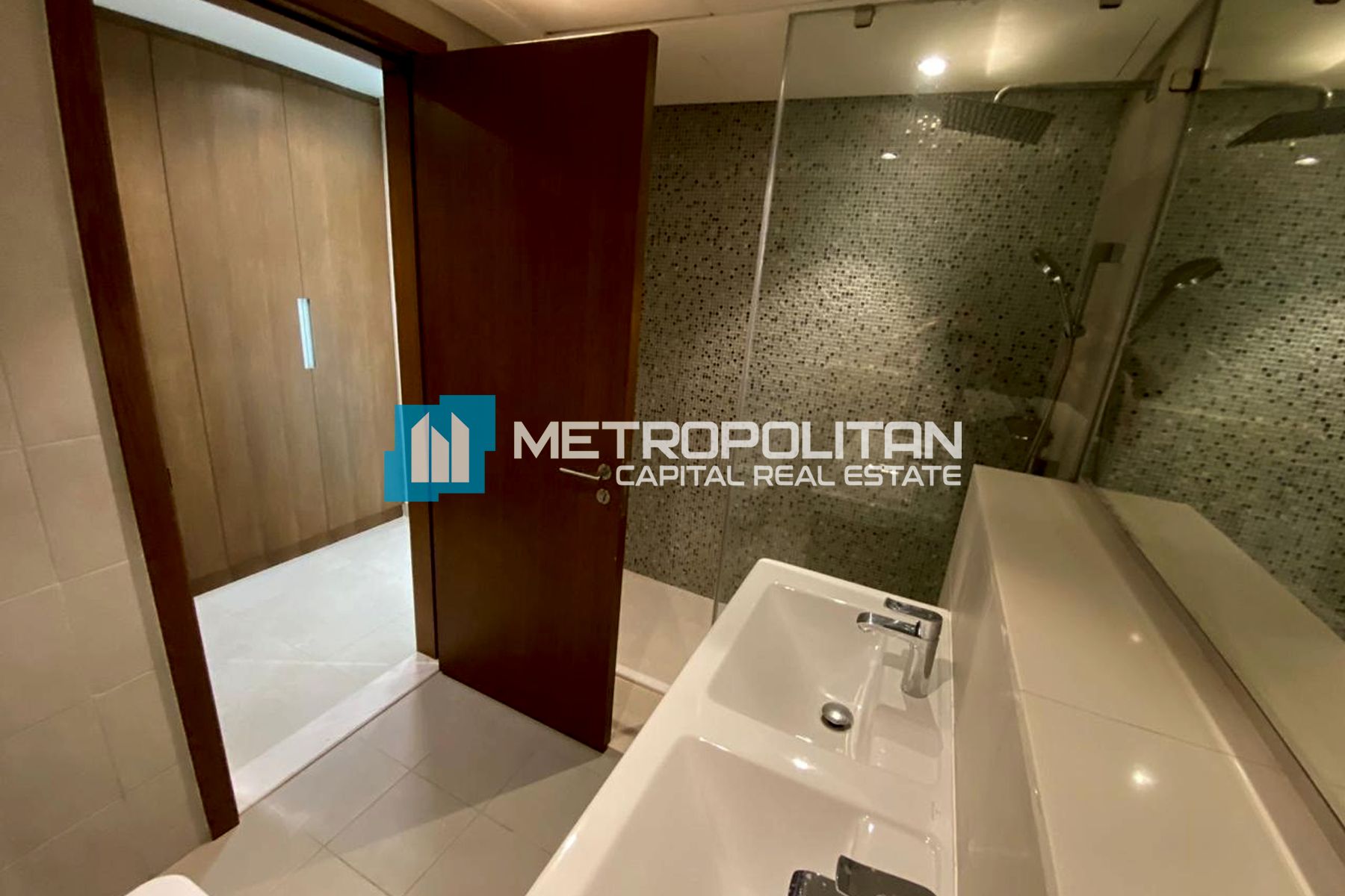 Hot Deal | Urgent Sale |3BR| Full Sea View |Vacant