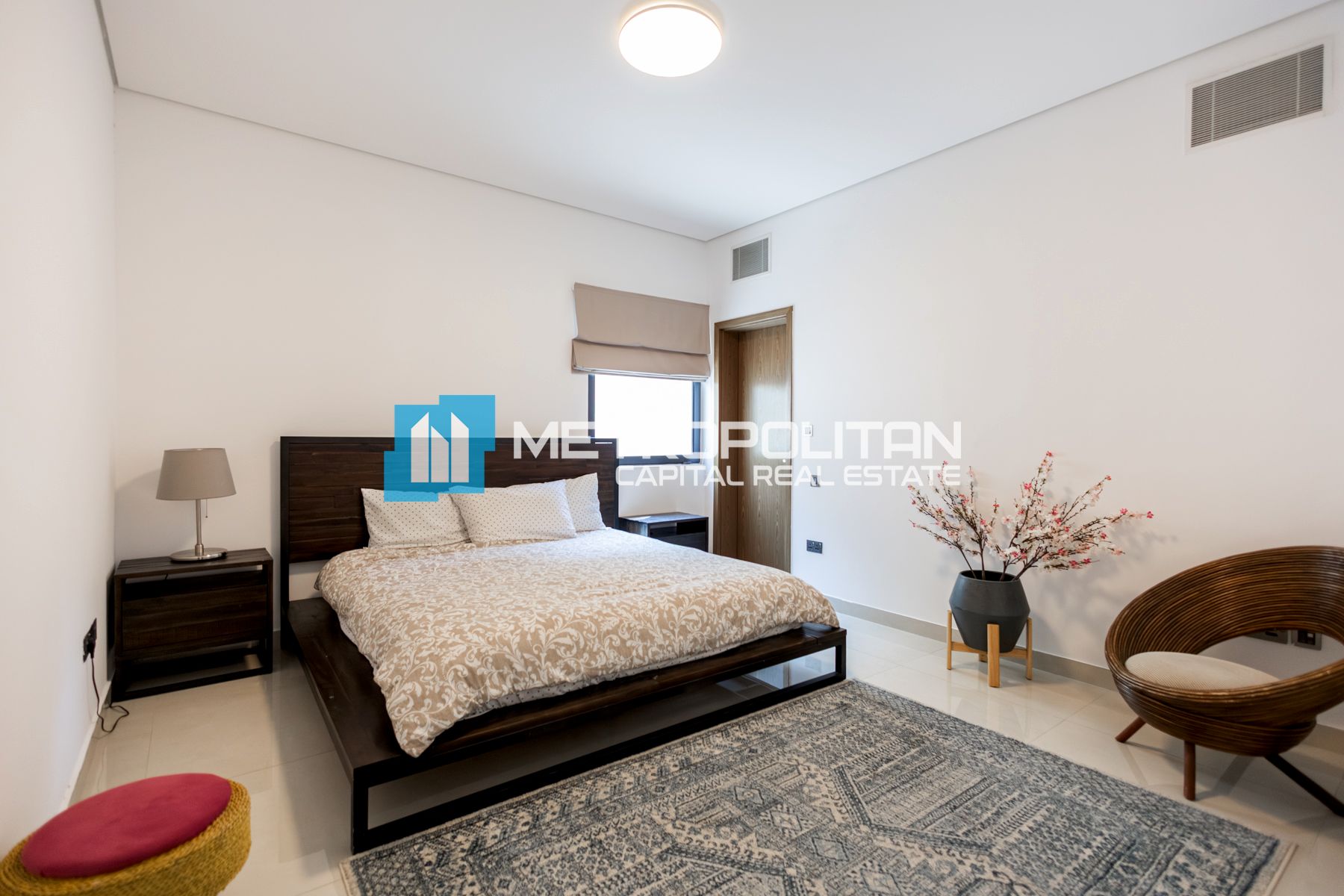 Large Garden |Double Row |End Unit |Near To Park