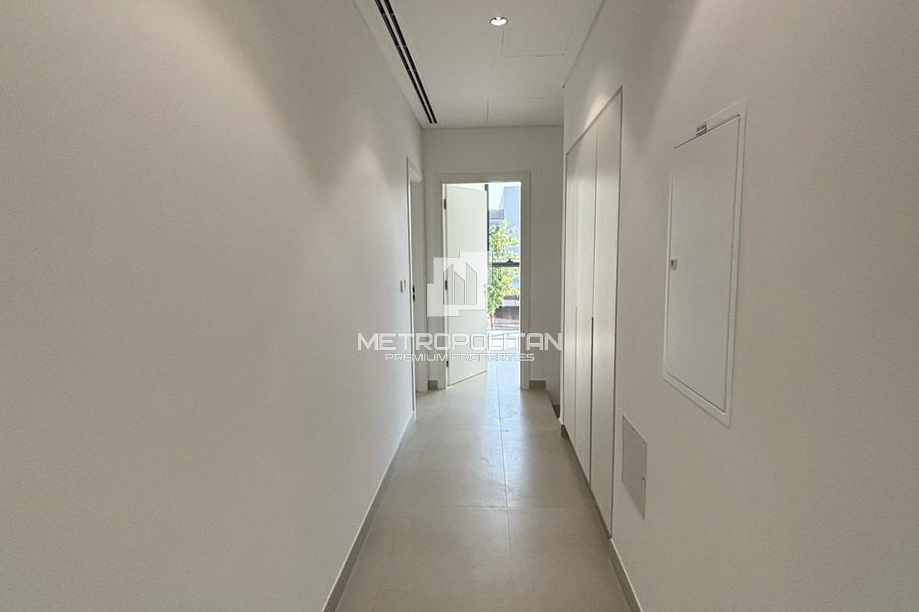 Stunning 4BR Townhouse +Maid | Smart Home | Resale