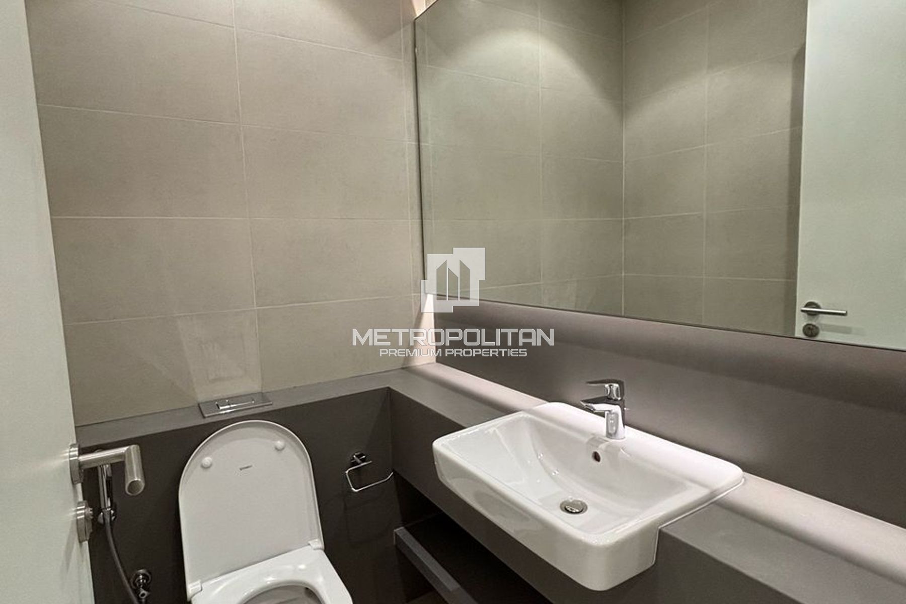 Stunning 4BR Townhouse +Maid | Smart Home | Resale