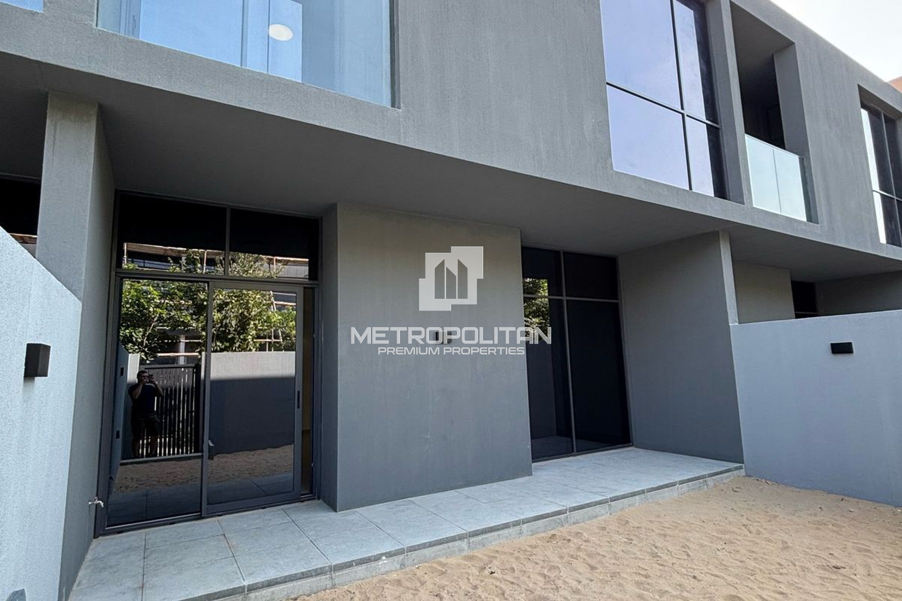 Stunning 4BR Townhouse +Maid | Smart Home | Resale