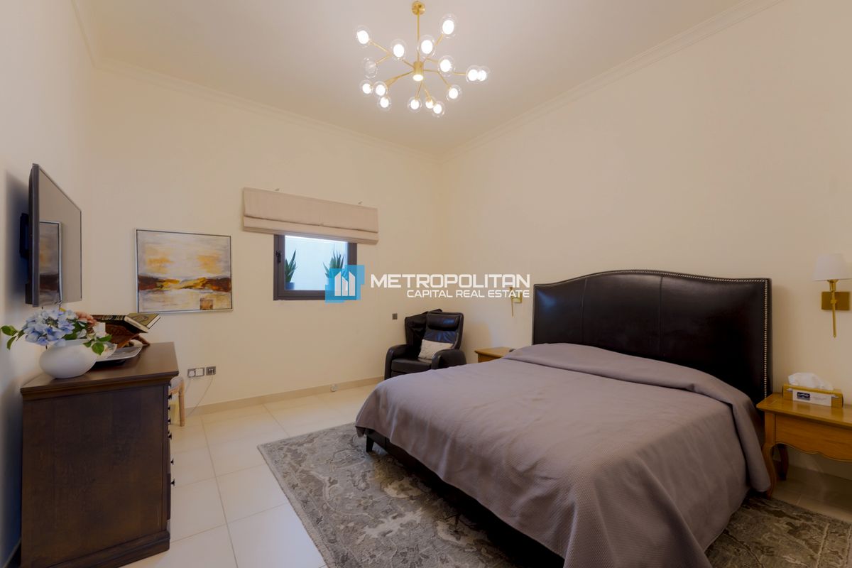 Corner Unit | 5BR with Maid | Fully Upgraded Villa