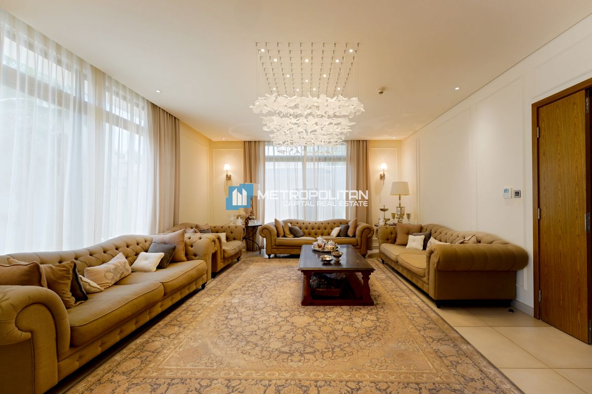 Corner Unit | 5BR with Maid | Fully Upgraded Villa