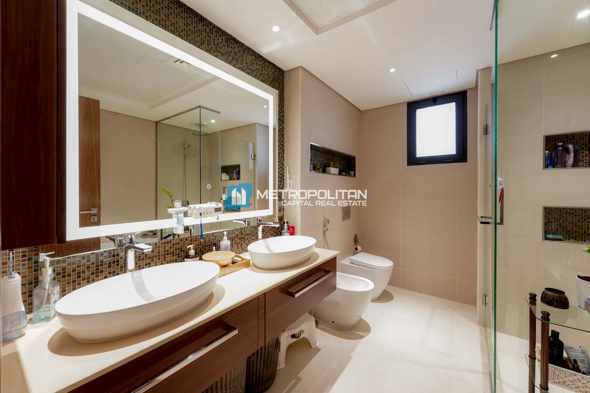 Corner Unit | 5BR with Maid | Fully Upgraded Villa