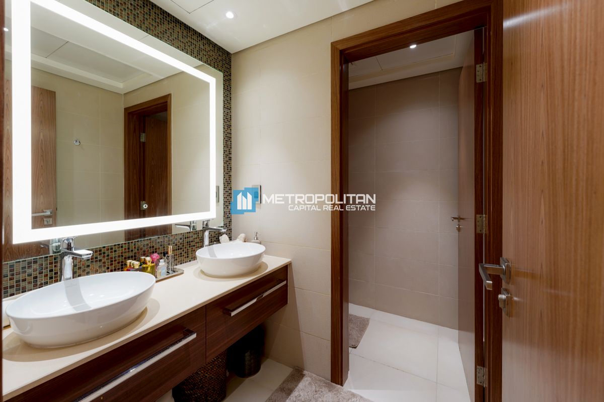 Corner Unit | 5BR with Maid | Fully Upgraded Villa