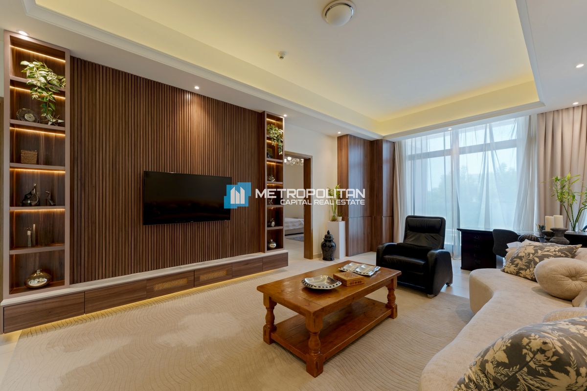 Corner Unit | 5BR with Maid | Fully Upgraded Villa