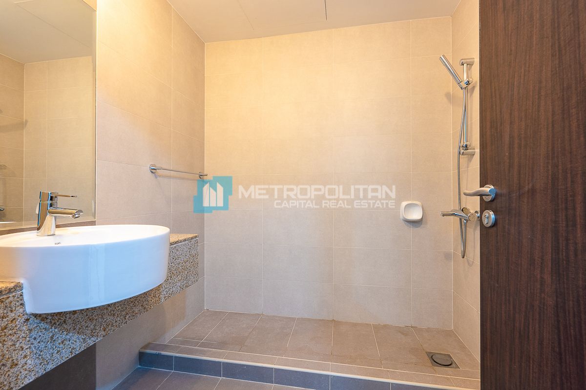 Corner 4BR|Balcony|Canal View|Semi-closed Kitchen