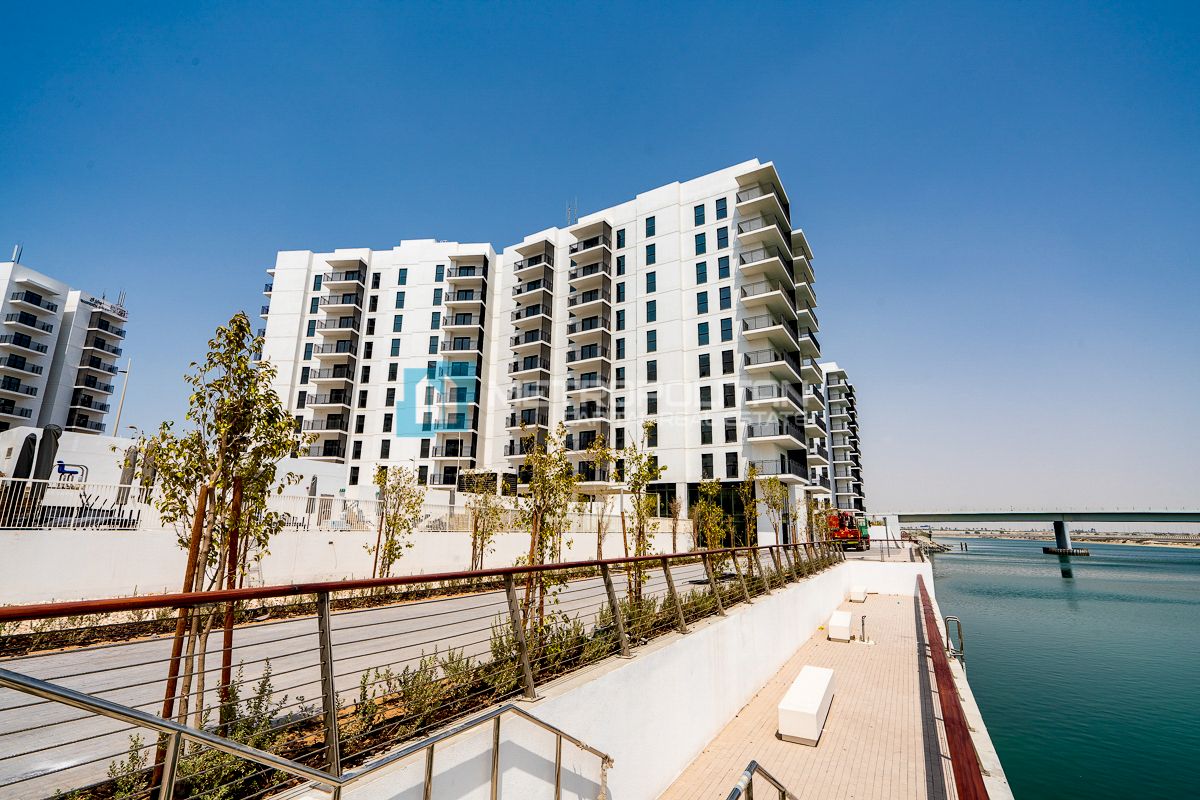 3BR Apartment for Sale in Waters Edge, Yas Island - MCS-38270