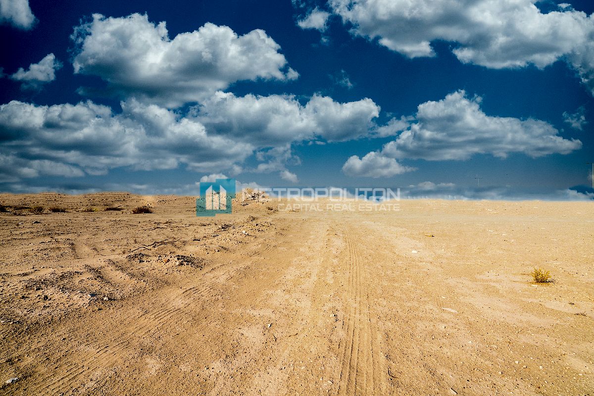 Canal View | Single Row Plot | Huge Investment