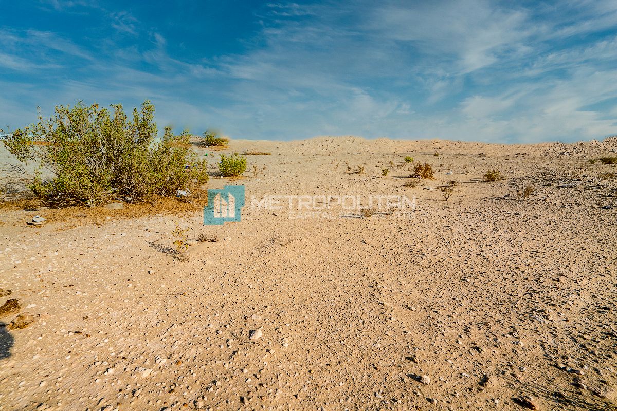 Canal View | Single Row Plot | Huge Investment