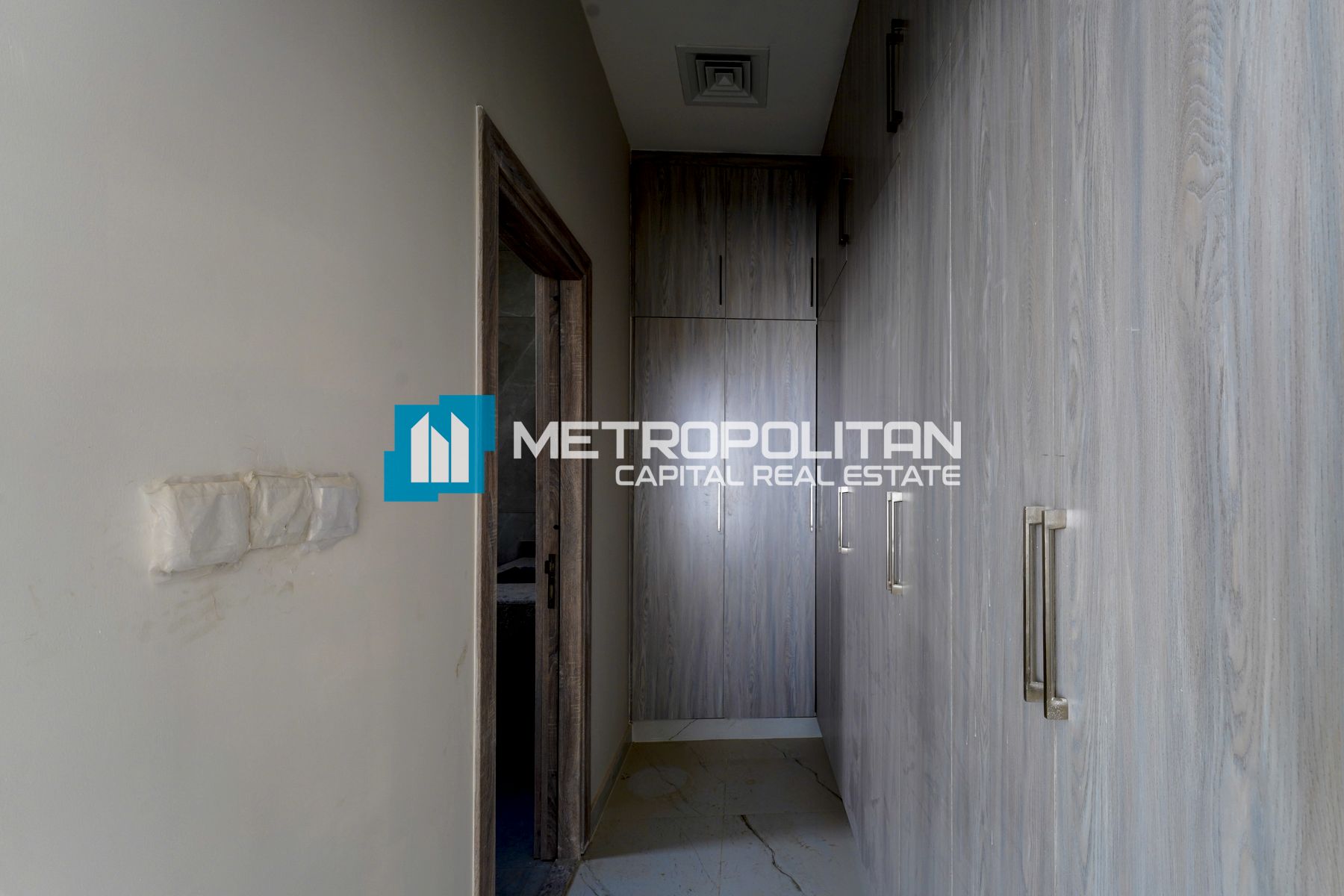 Single Row | 5BR+Maids | Vacant | Great Amenities