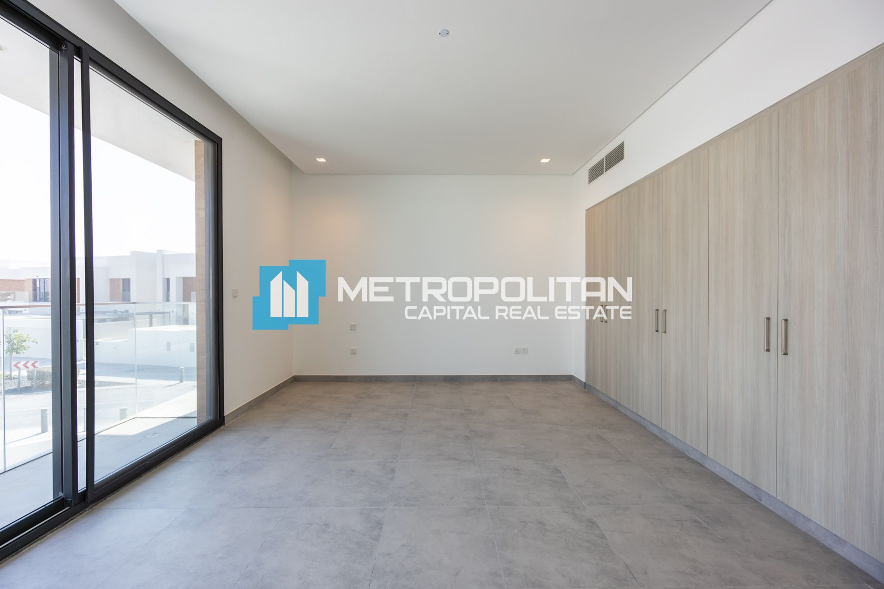 Ready To Move | Single Row Corner | Private Pool