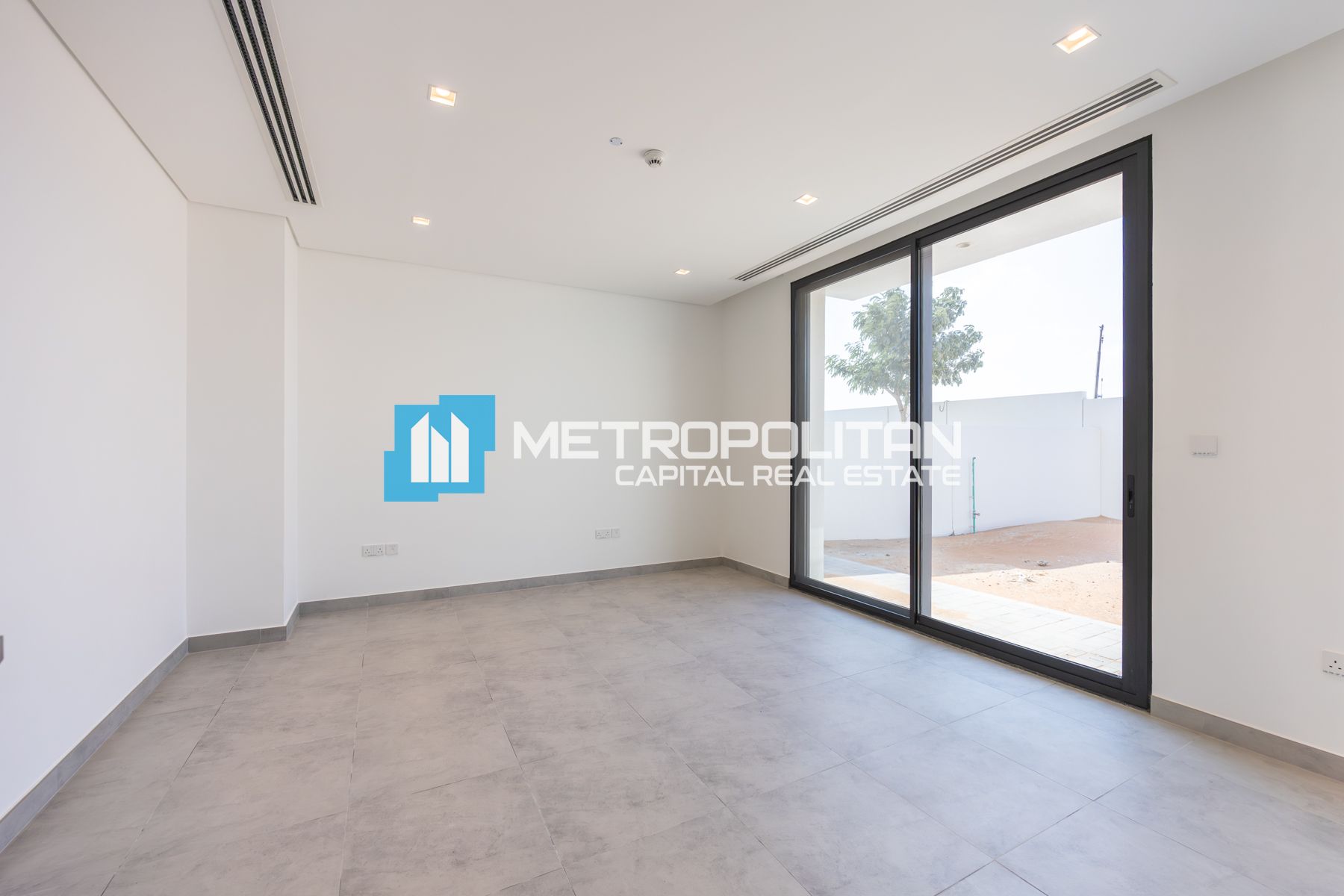 Ready To Move | Single Row Corner | Private Pool