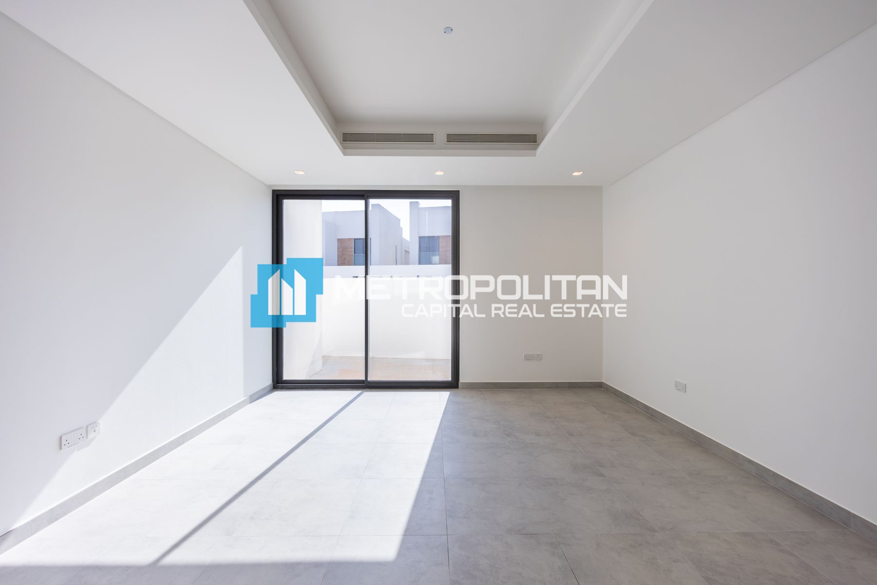 Ready To Move | Single Row Corner | Private Pool