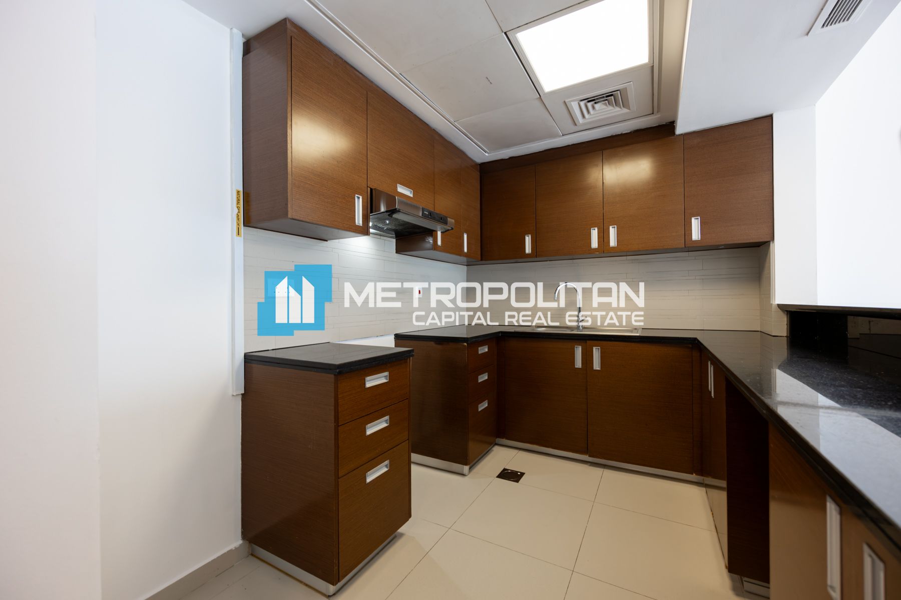 High Floor 1BR |Well Maintained |Motivated Seller
