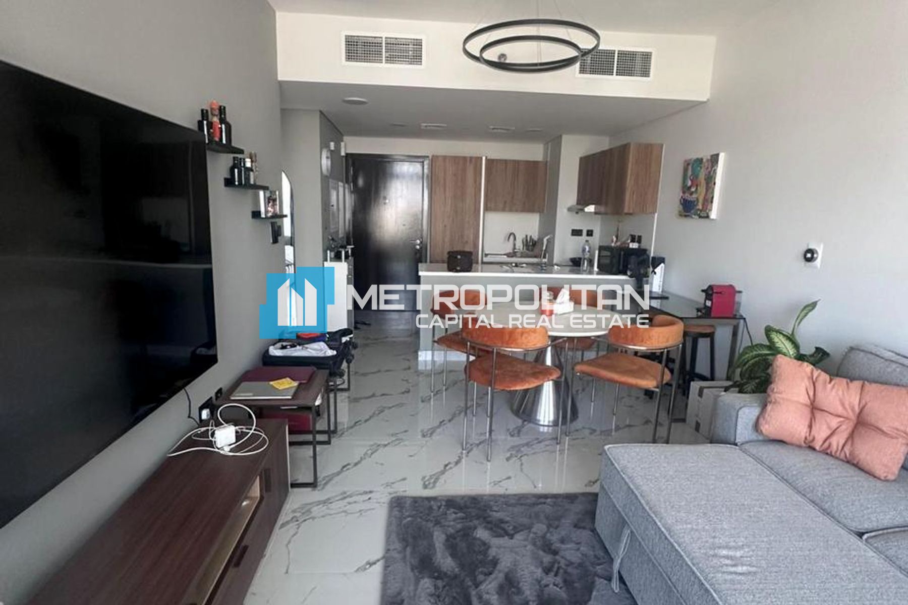 Canal View | High Floor 1 Bedroom | Renovated