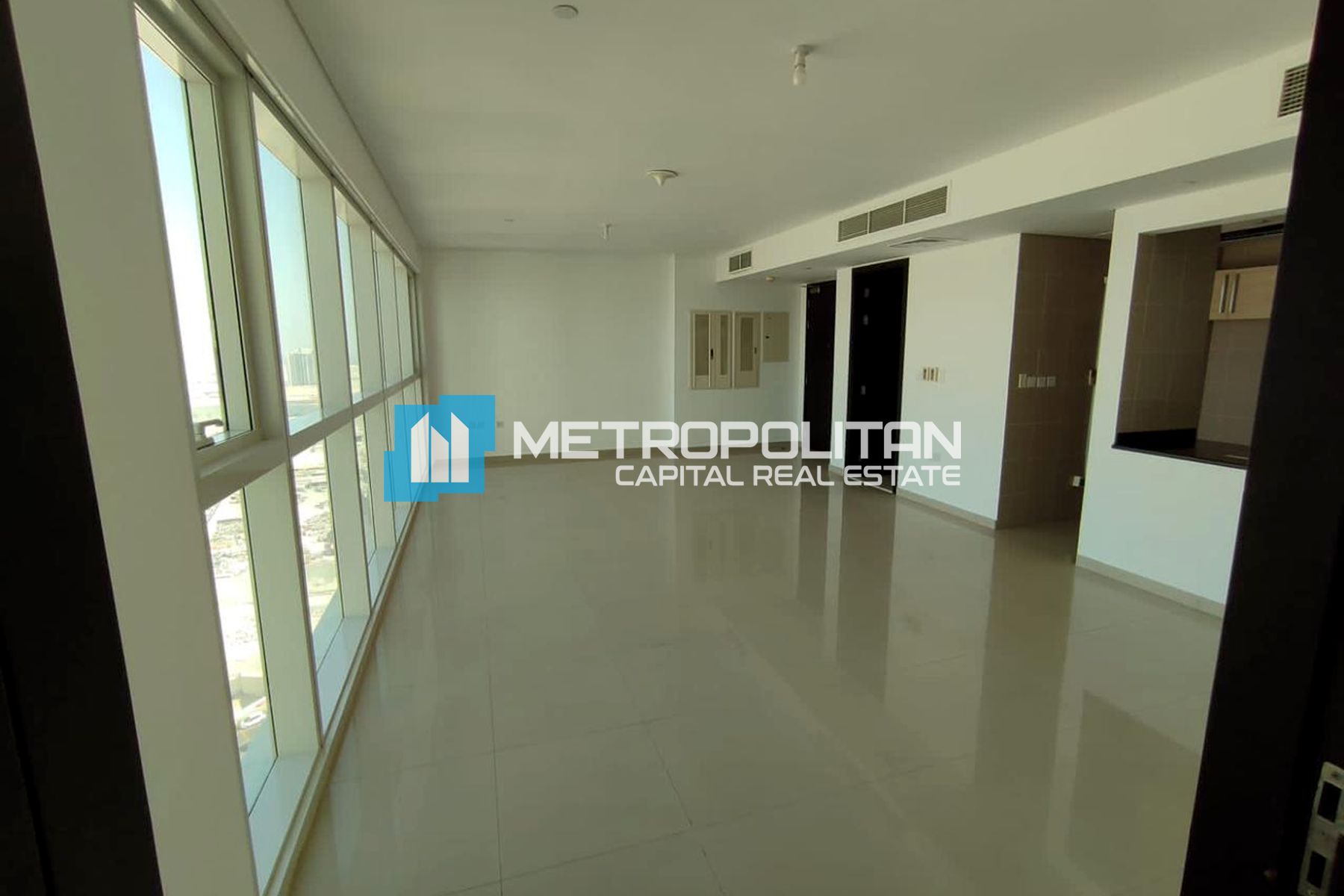 Modern 1BR Unit| Marina and Pool View| High Floor