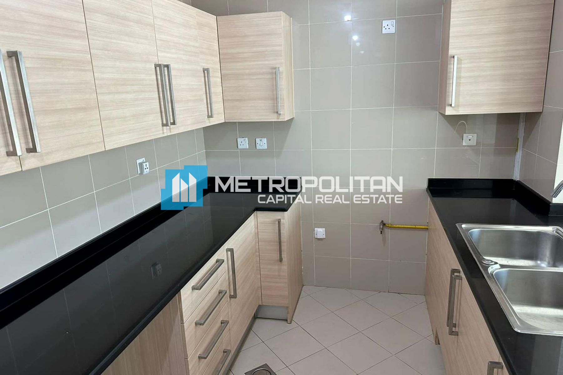 Modern 1BR Unit| Marina and Pool View| High Floor