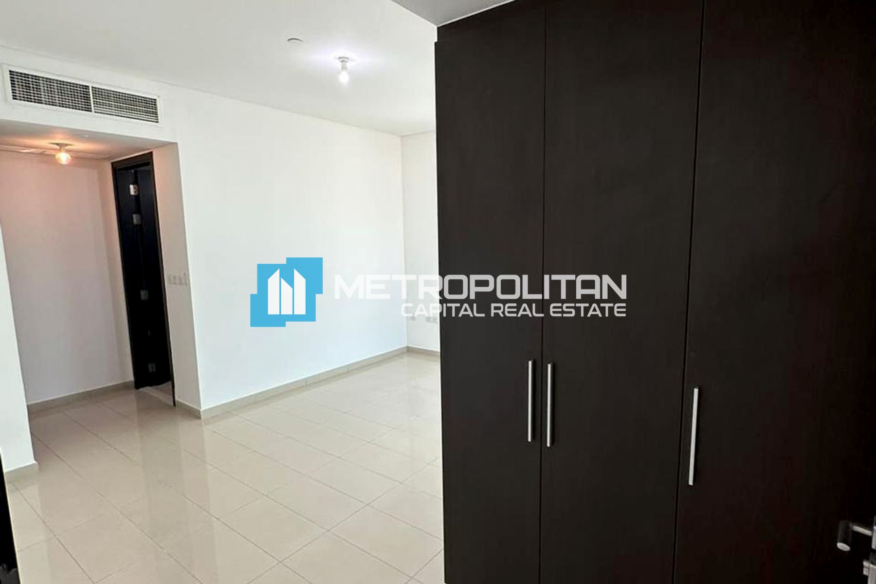 Modern 1BR Unit| Marina and Pool View| High Floor