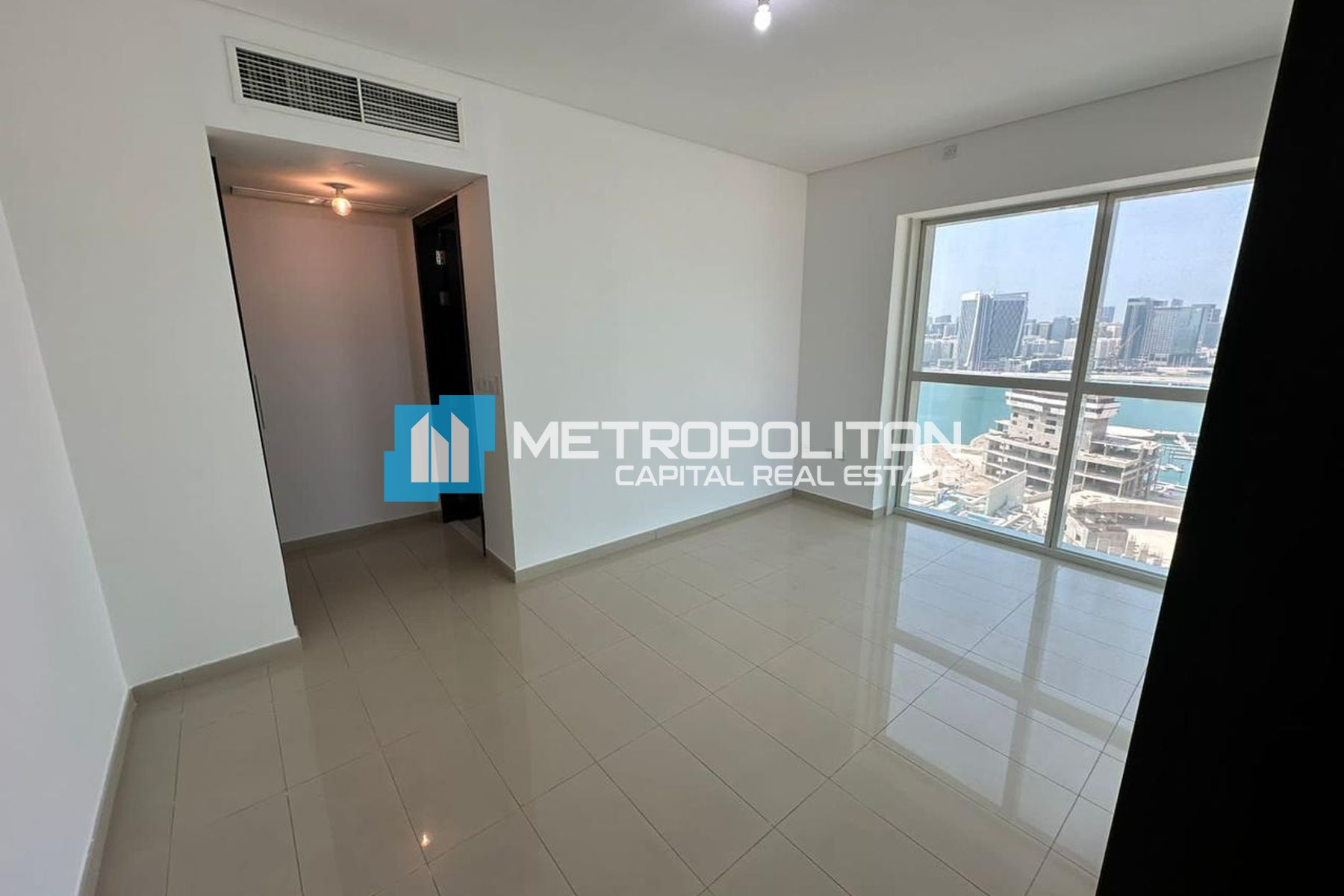 Modern 1BR Unit| Marina and Pool View| High Floor