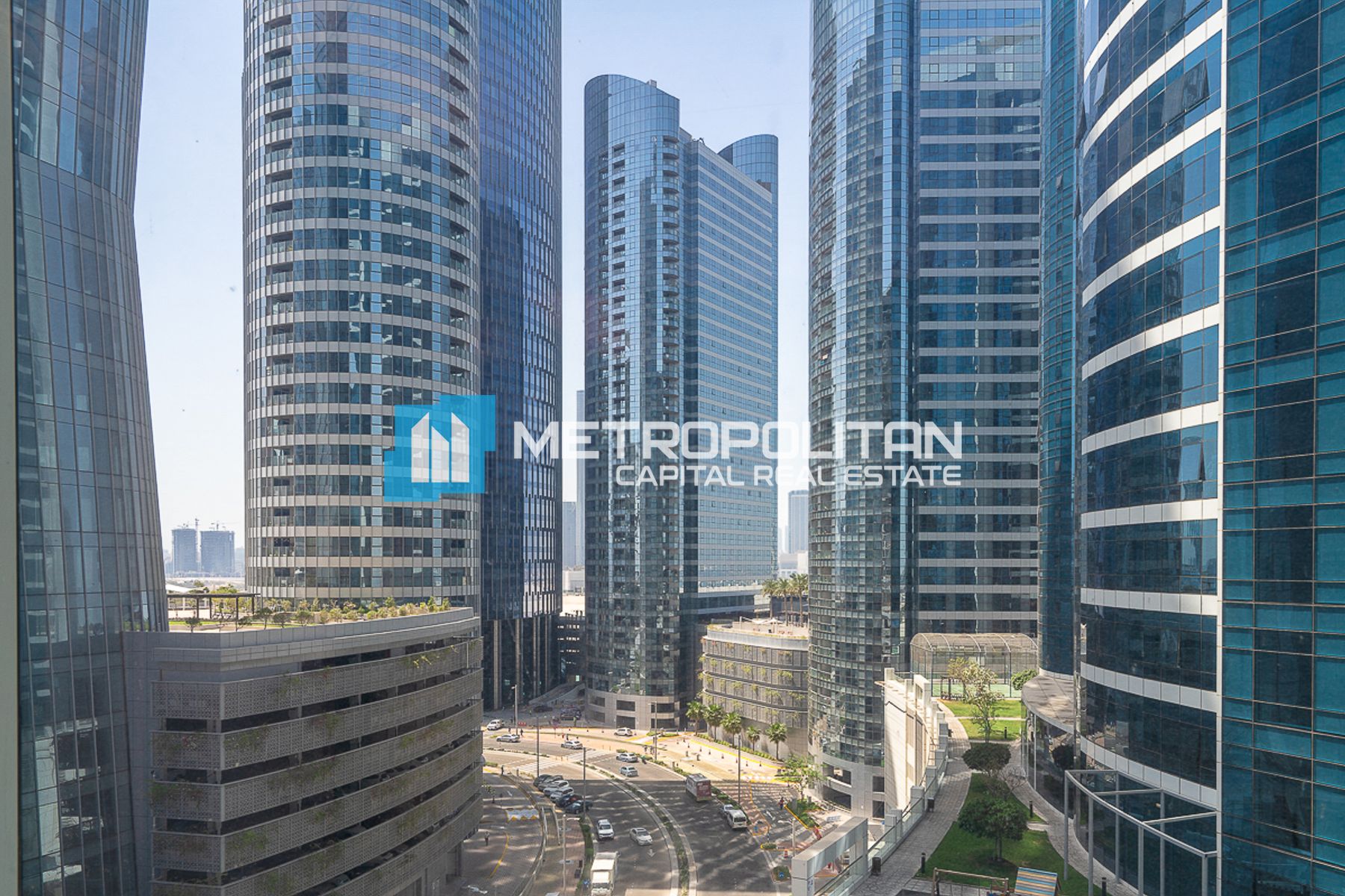 10 Fitted Offices |Vacant |Huge Layout |Canal View