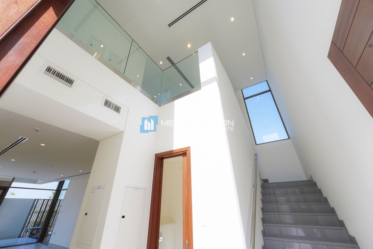 3BR Townhouse for Sale in Nad Al Dhabi, Al Jubail Island - MCS-40147