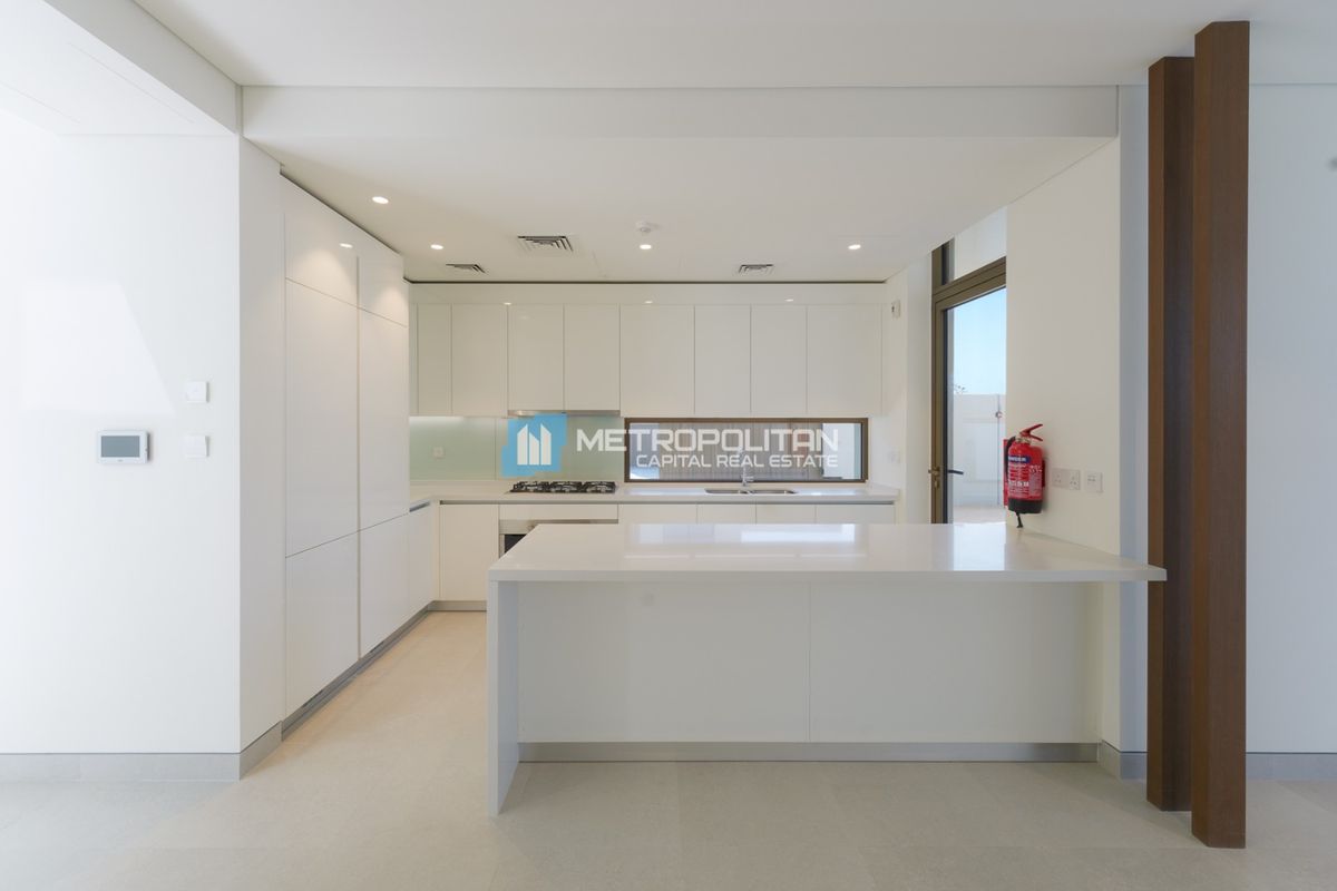 JUBAIL ISLAND | 3BR T.H | SQUARE | CORNER UNIT