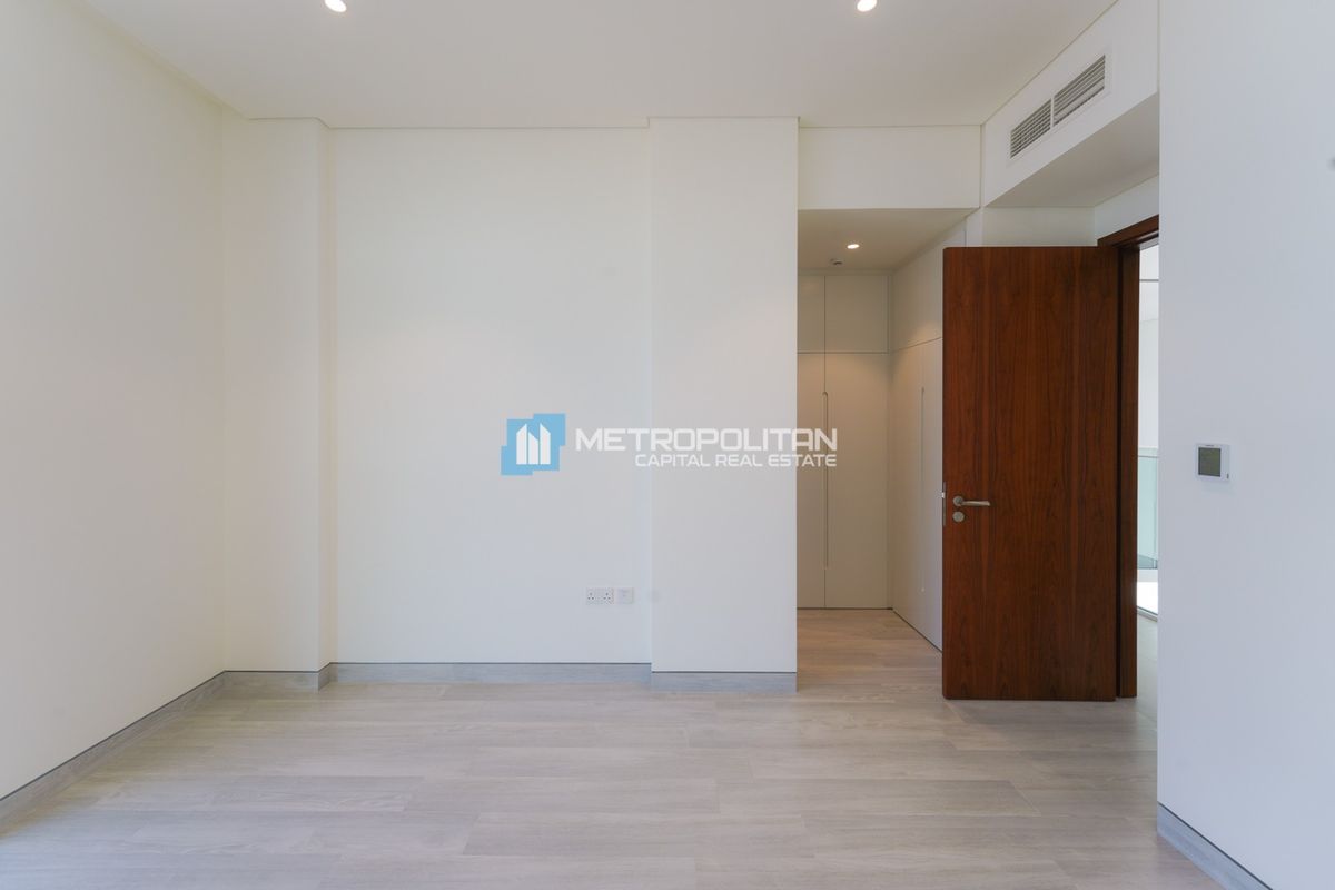 JUBAIL ISLAND | 3BR T.H | SQUARE | CORNER UNIT
