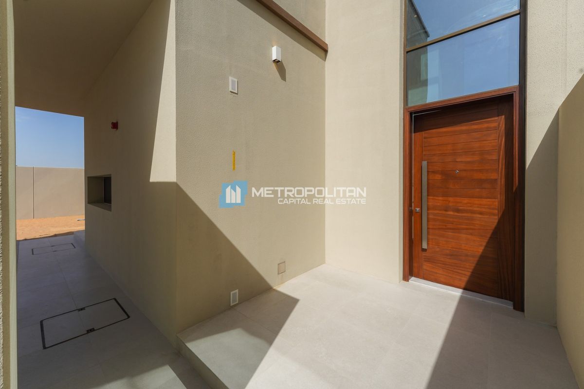 JUBAIL ISLAND | 3BR T.H | SQUARE | CORNER UNIT