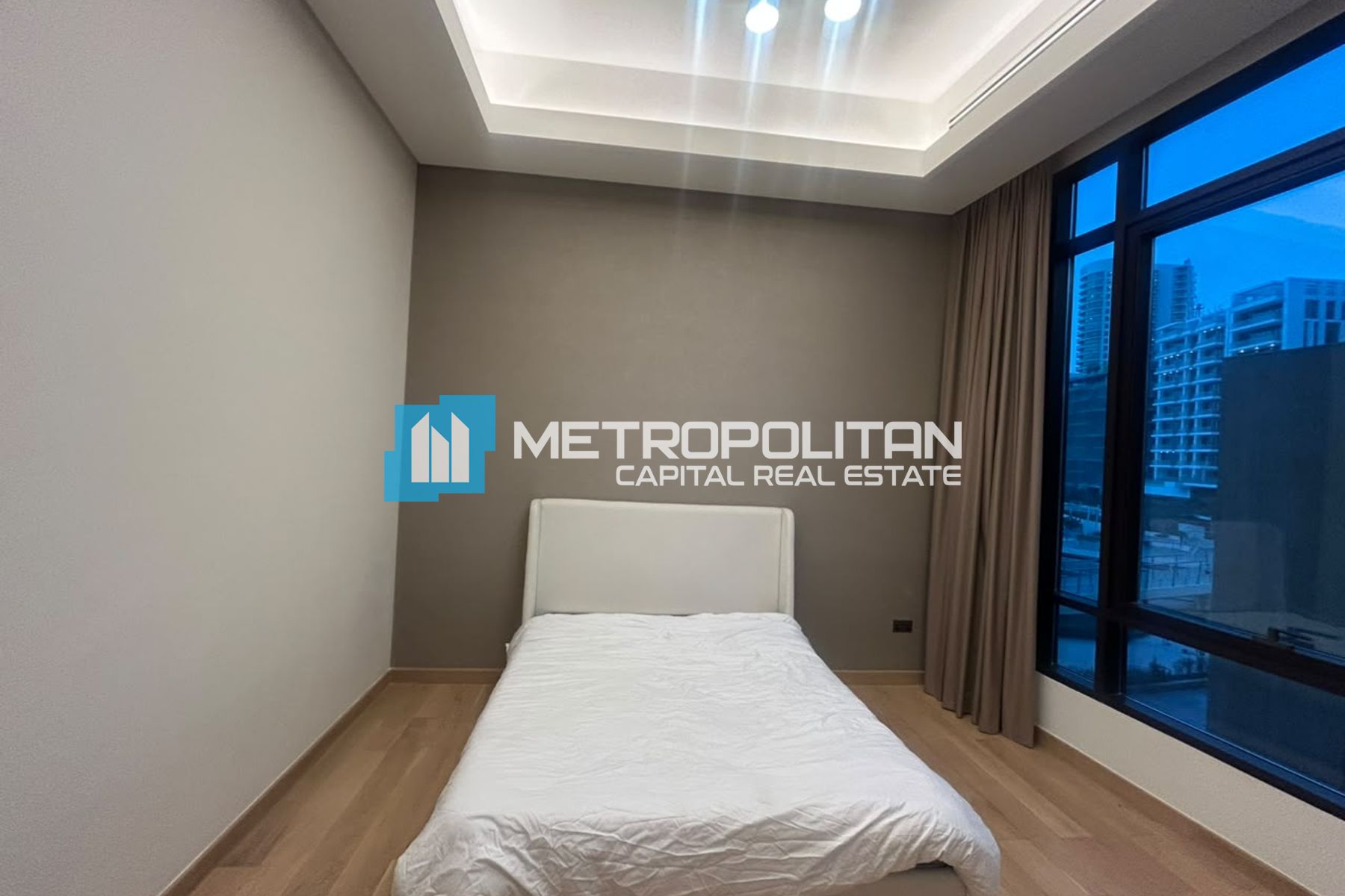 Corner 2BR+Balcony|Closed Kitchen|Laundry|Ready