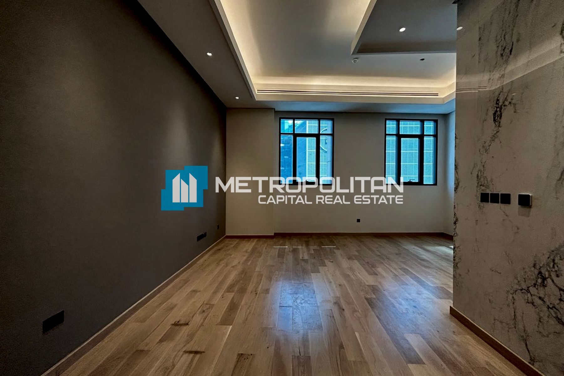 Corner 2BR+Balcony|Closed Kitchen|Laundry|Ready