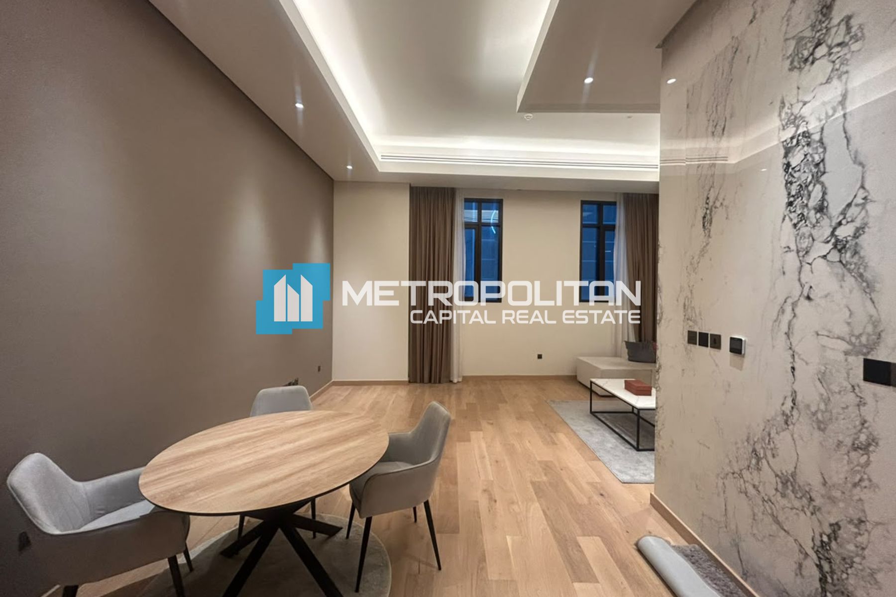 Corner 2BR+Balcony|Closed Kitchen|Laundry|Ready