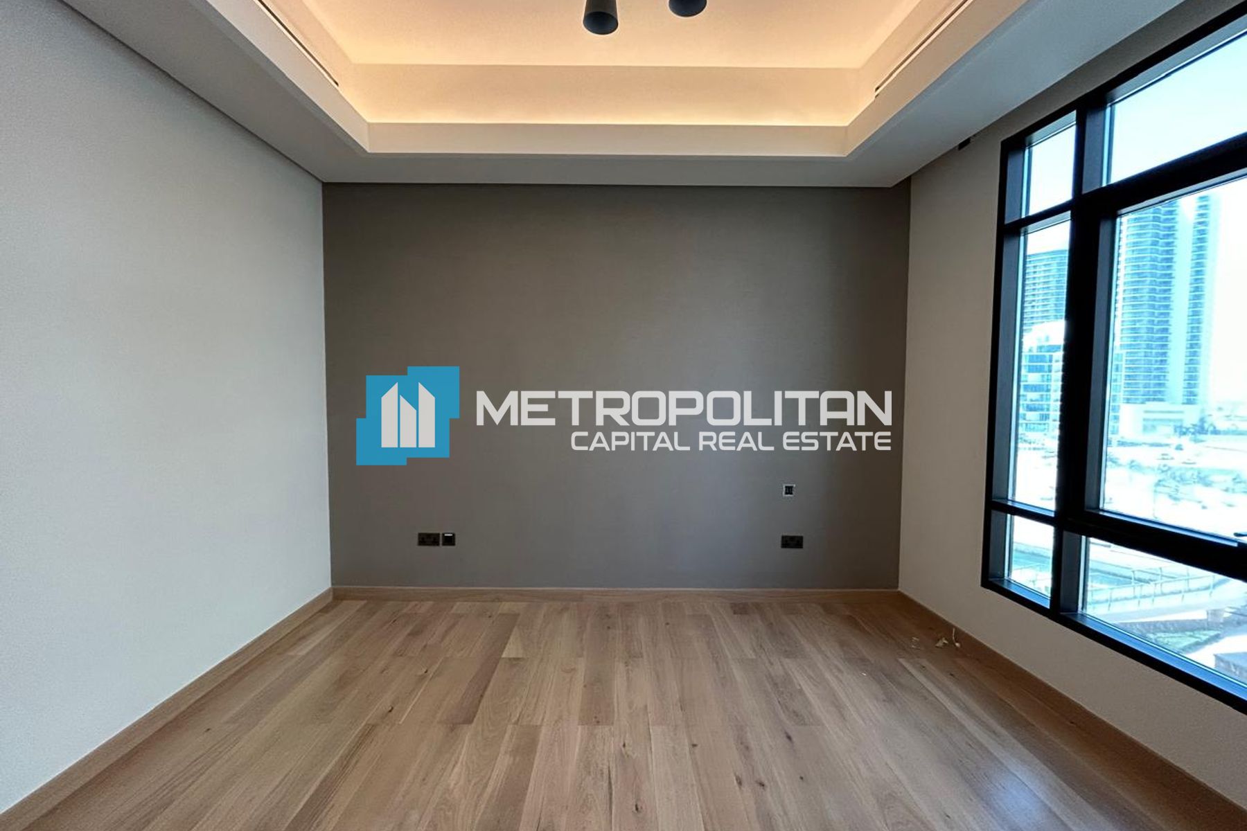 Corner 2BR+Balcony|Closed Kitchen|Laundry|Ready