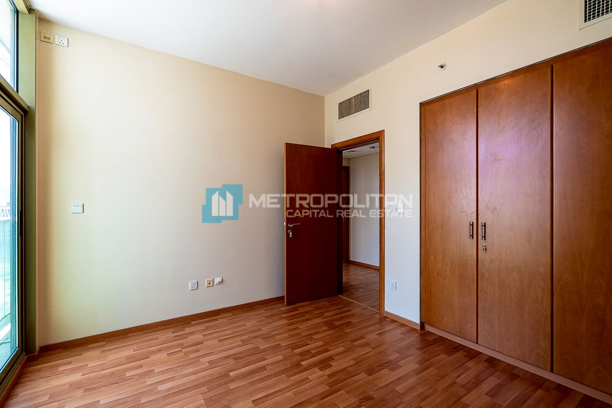 3BR With Huge Balcony | Closed Kitchen |Prime Area