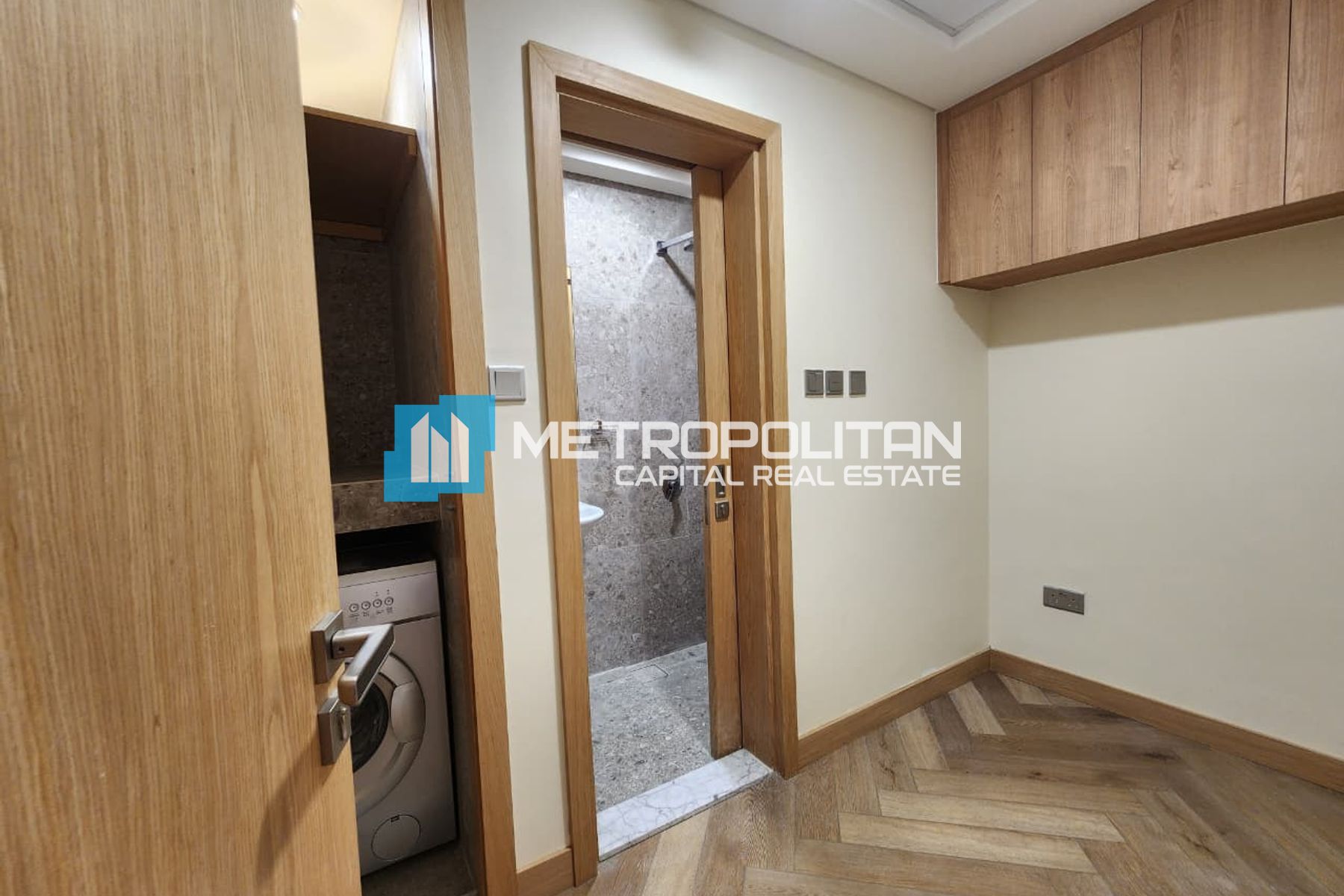 3BR+M w/ Balcony | Unique Layout | Fully Upgraded