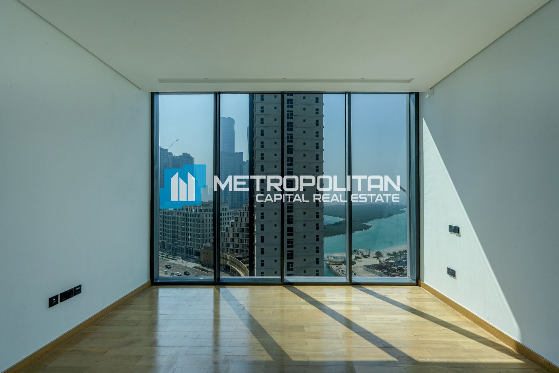 Corner 2BR | Partial Sea View | Furnished Kitchen