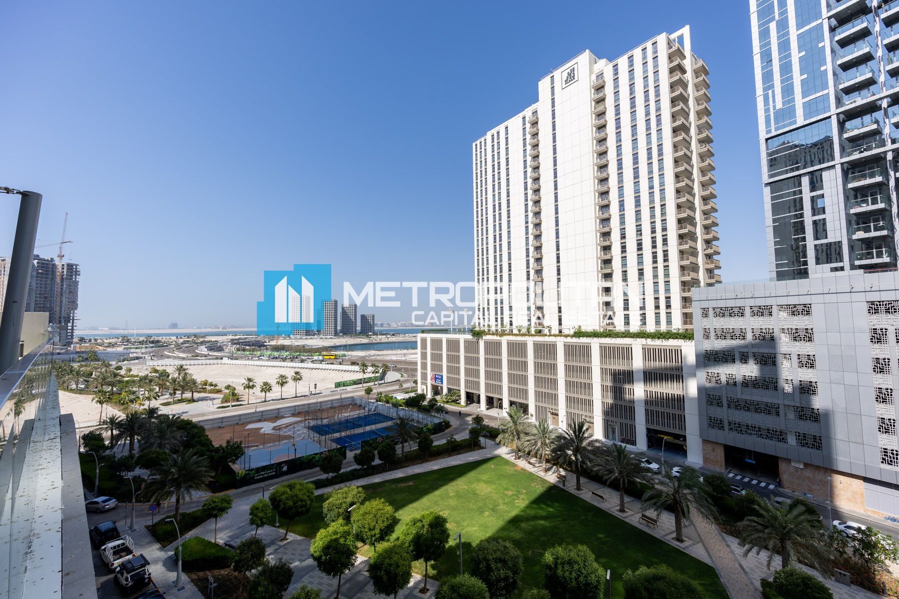 Sea View | High Floor 2BR+Laundry | Great Location