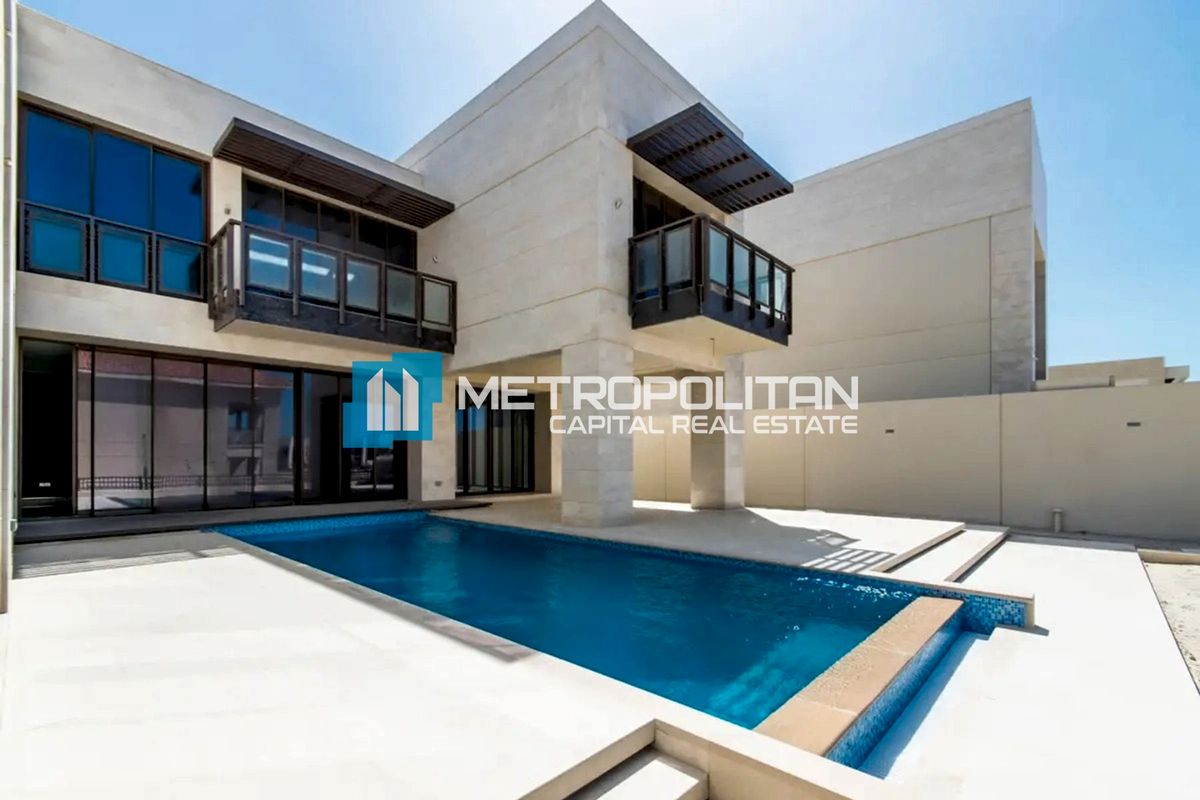 6BR Villa for Sale in HIDD Al Saadiyat, Saadiyat Island - MCS-42081