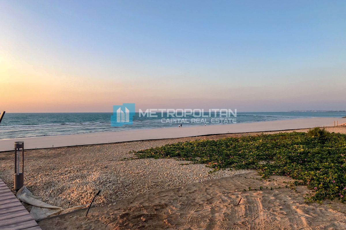 Single Row |End Villa |Private Pool |Drivers Room